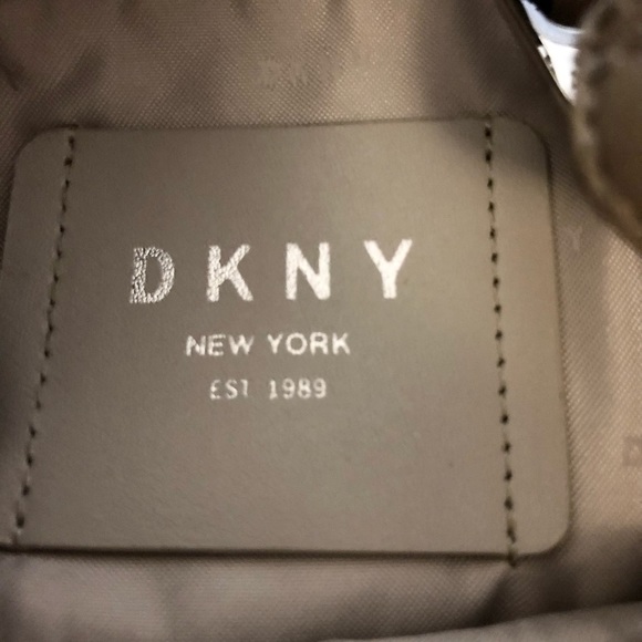 DKNY leather kidney bean purse - Picture 4 of 5